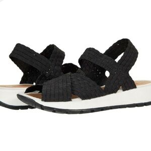 NIB Bernie Mev Kaia slip-on sandals black woven elastic white euro size 41 US 10